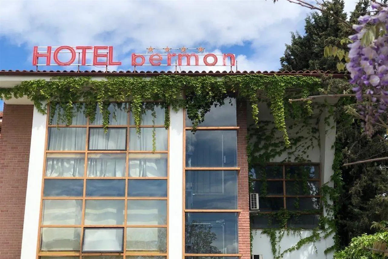 Bermon Hotel 티라나