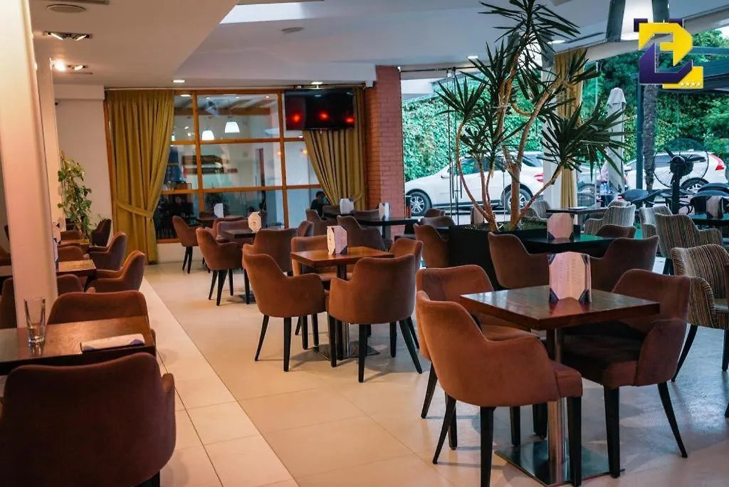 ****  Bermon Hotel Tirana Albanie