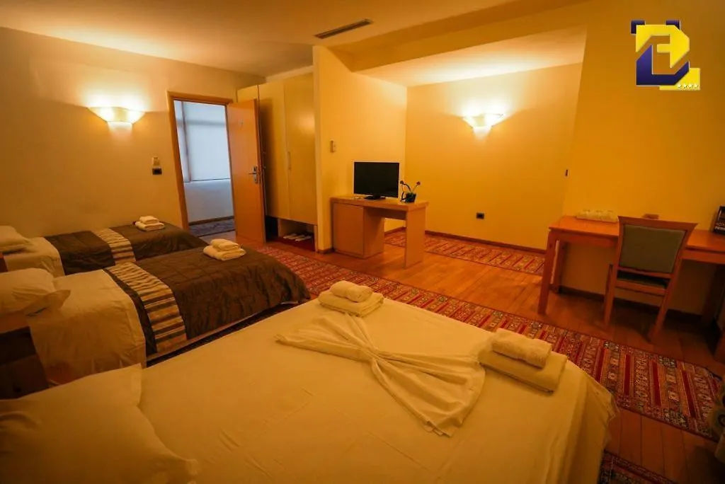 Bermon Hotel 티라나