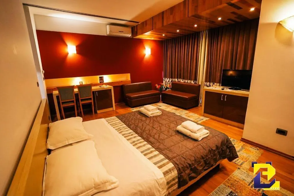 ****  Bermon Hotel Tirana Albanie