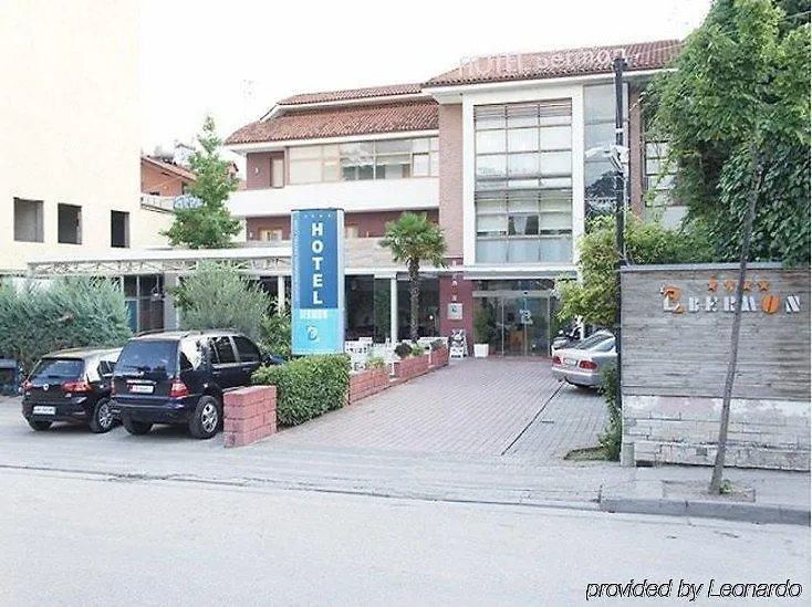Bermon Hotel 티라나 4*,  알바니아