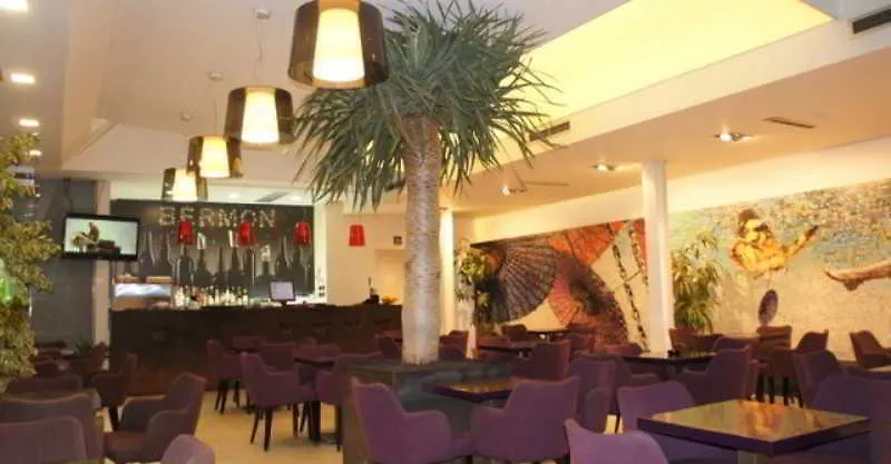 Bermon Hotel 티라나