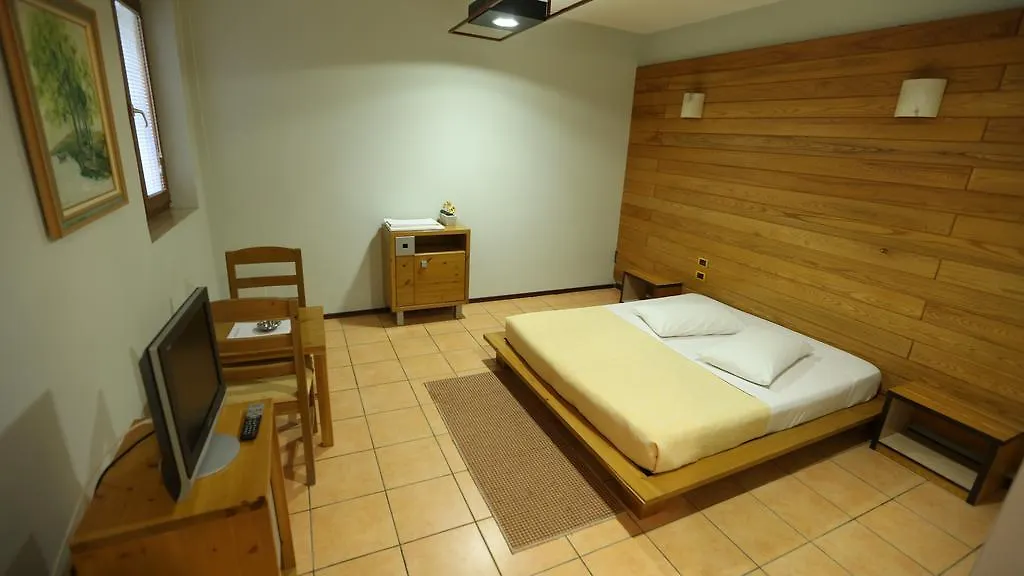 ****  Bermon Hotel 티라나 알바니아