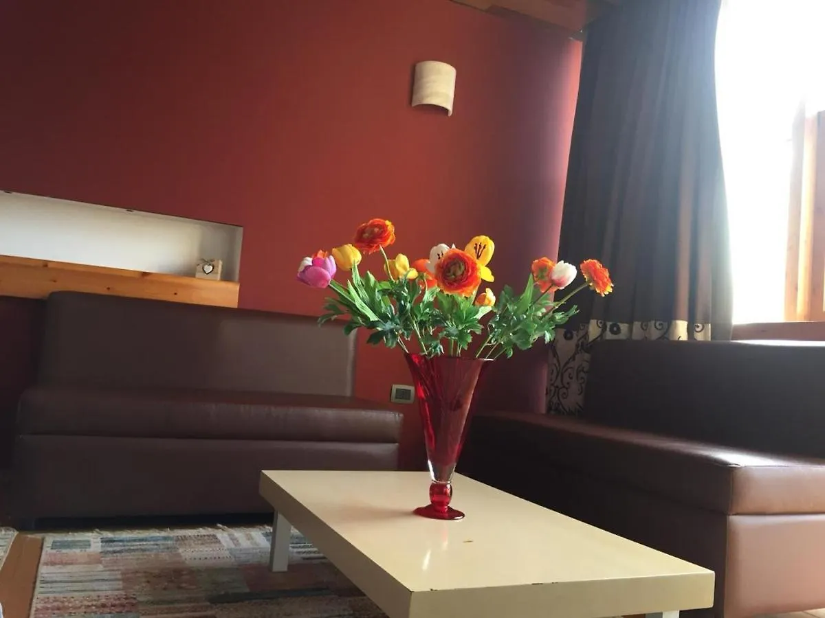 ****  Bermon Hotel 티라나 알바니아